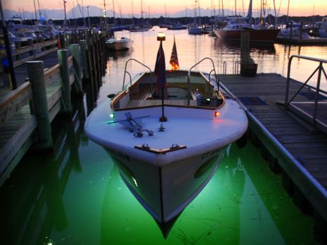 Dodson_launch_Macris_LED_courtesy_Macris-thumb-465xauto-8690