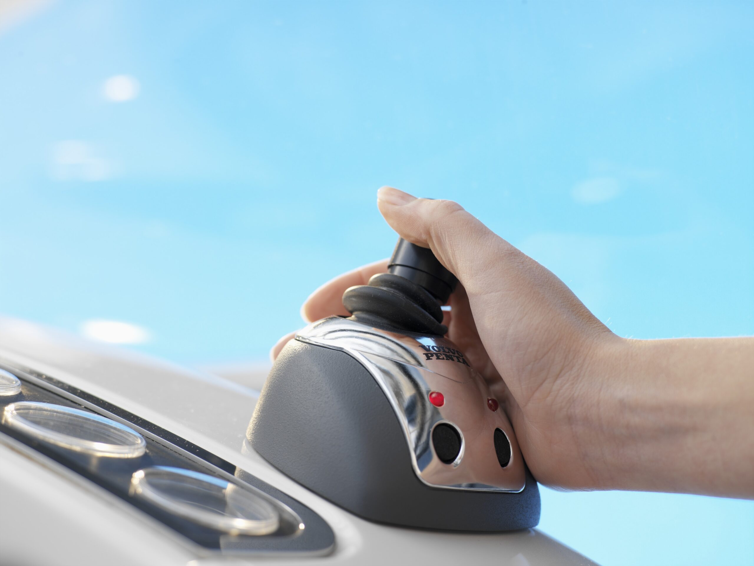 Volvo Penta IPS joystick and hand