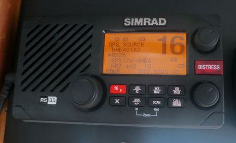 Simrad_RS35_testing_GPS_source_cPanb_o-thumb-465xauto-9754