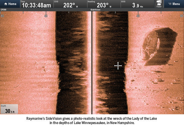 01_Raymarine_sidescan-lady-600w 01_Raymarine_sidescan-lady-600w