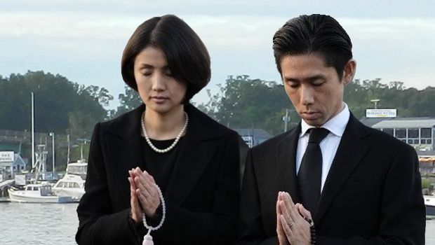 Praying-Couple Praying-Couple