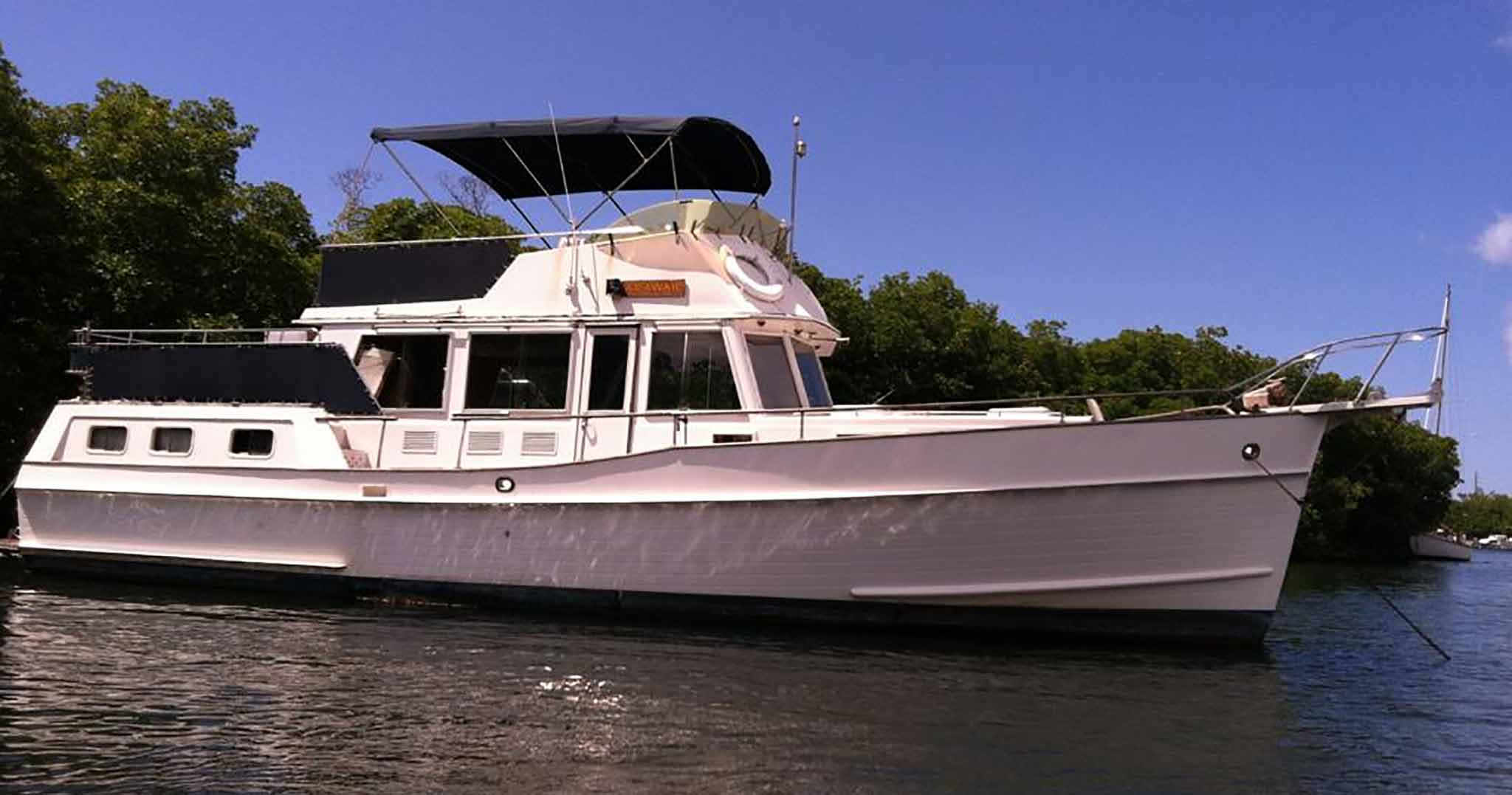 HullandDeckHouse_Deck3_background HullandDeckHouse_Deck3_background