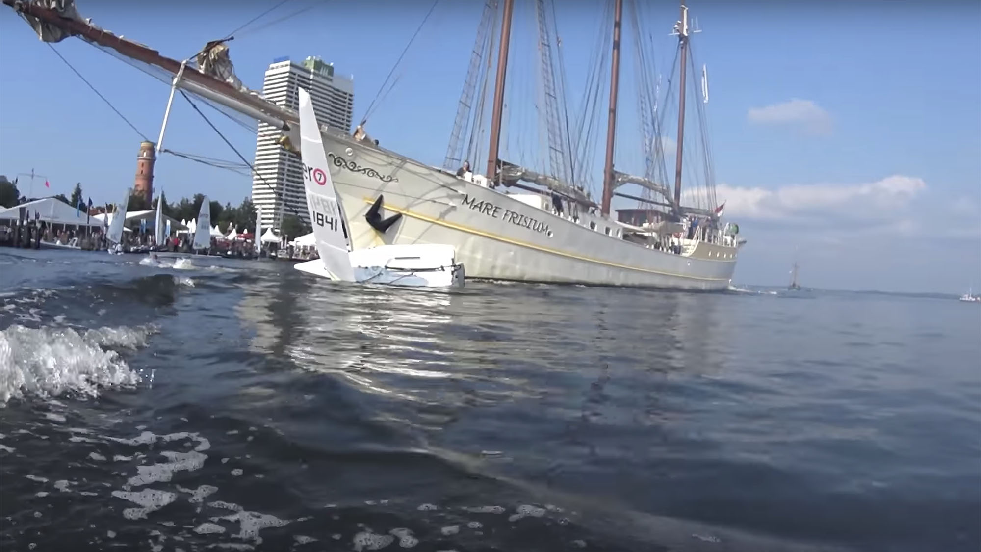 Tallshipdinghyopener Tallshipdinghyopener