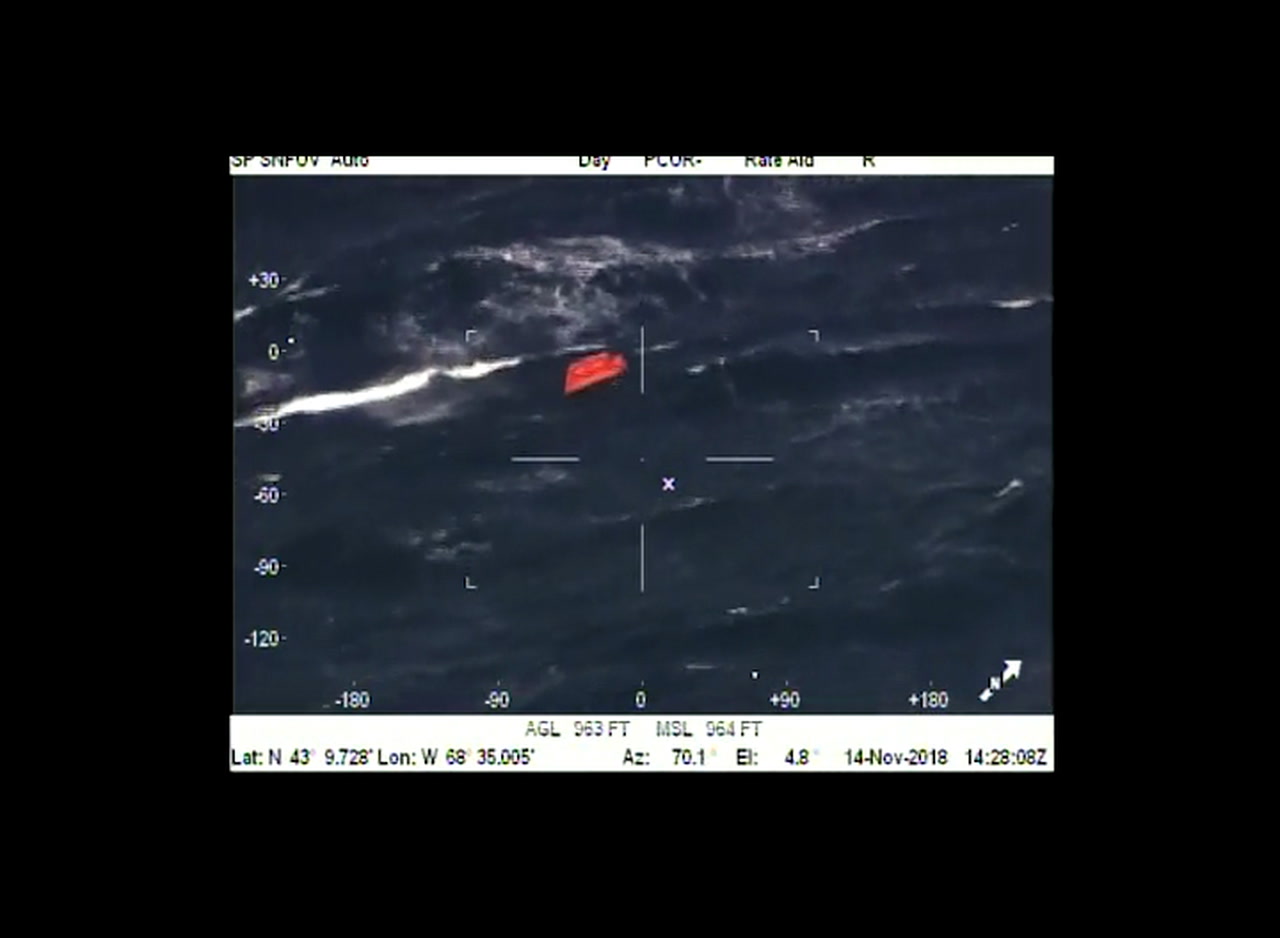 USCG Rescues the Crew of the Aaron & Melissa II USCG Rescues the Crew of the Aaron & Melissa II