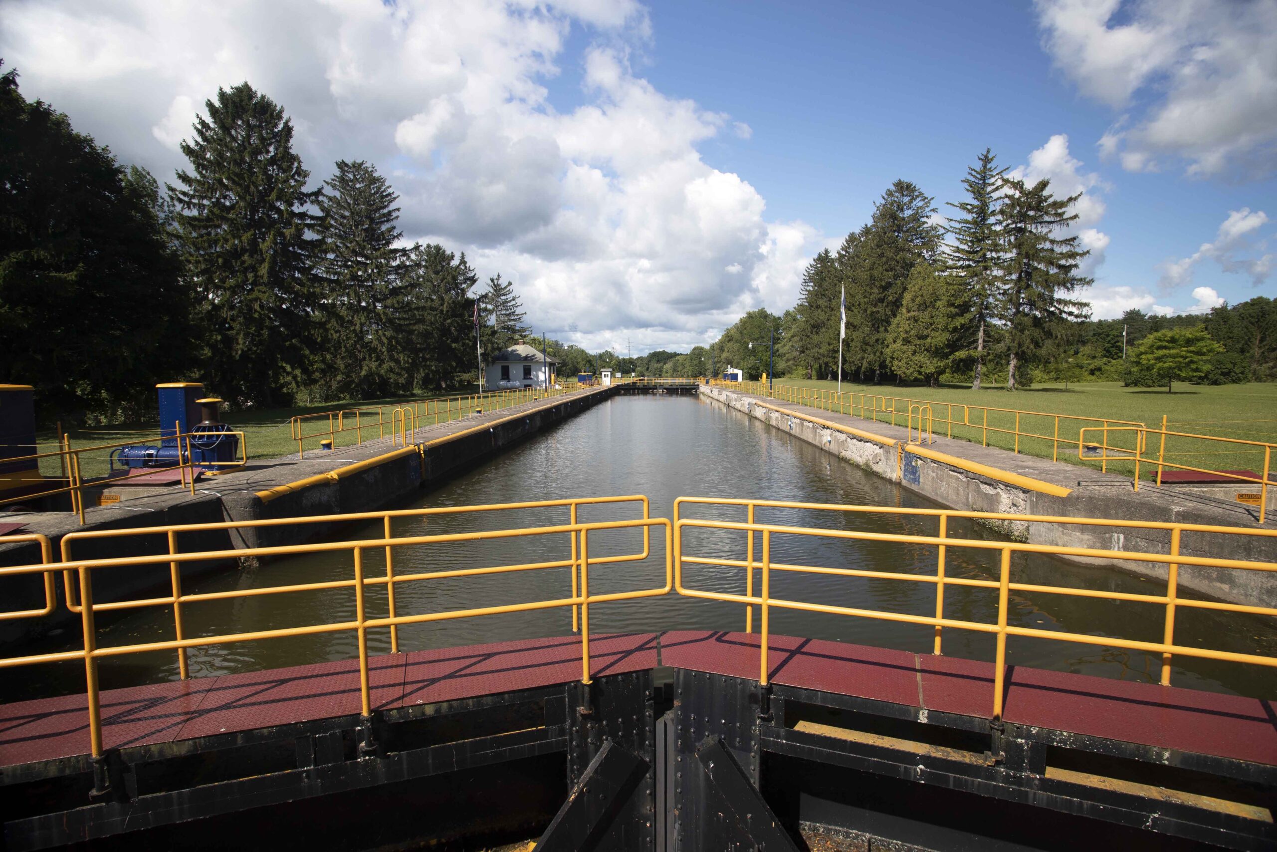 erie-canal-lock