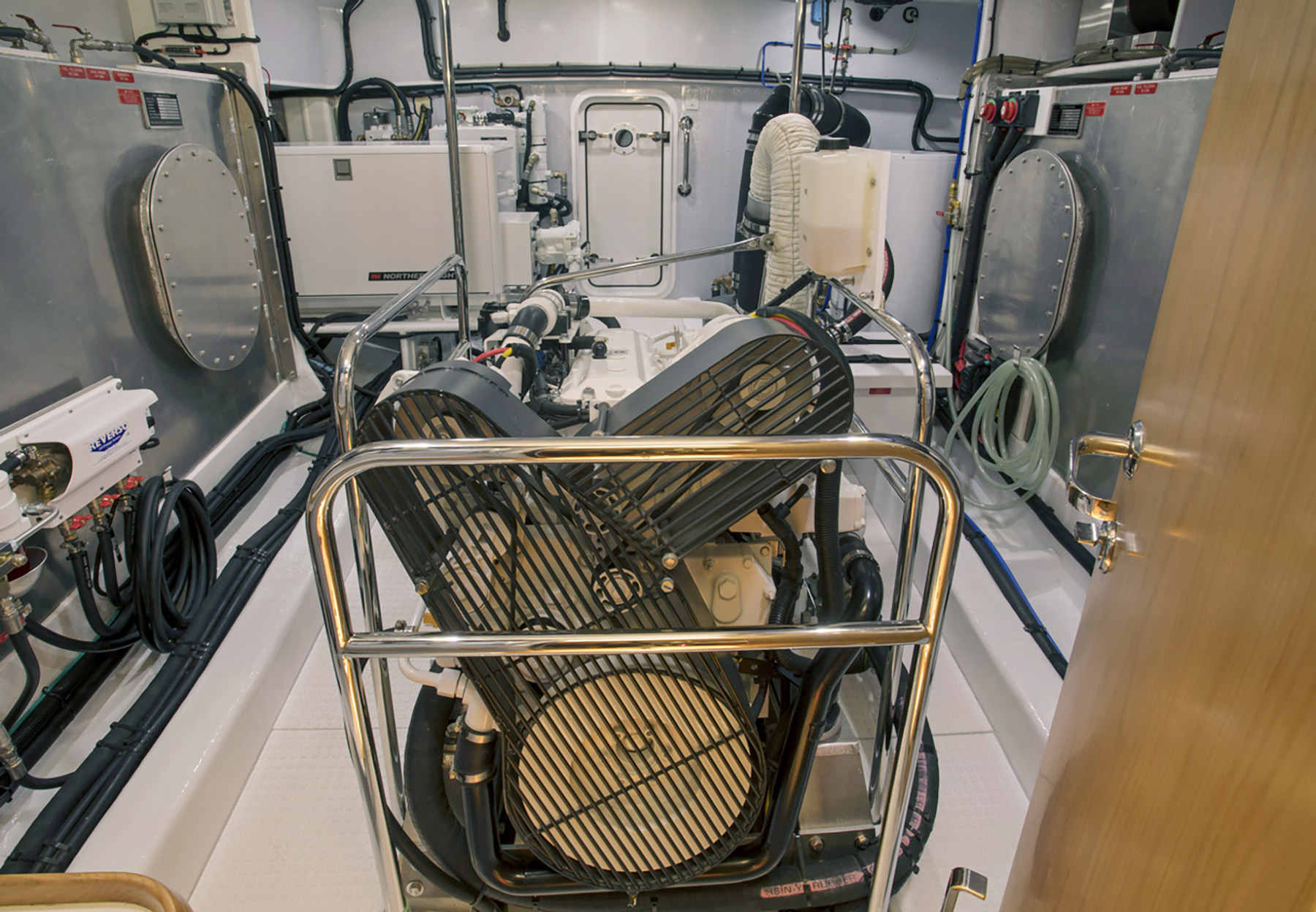 50' Open ER Facing Aft