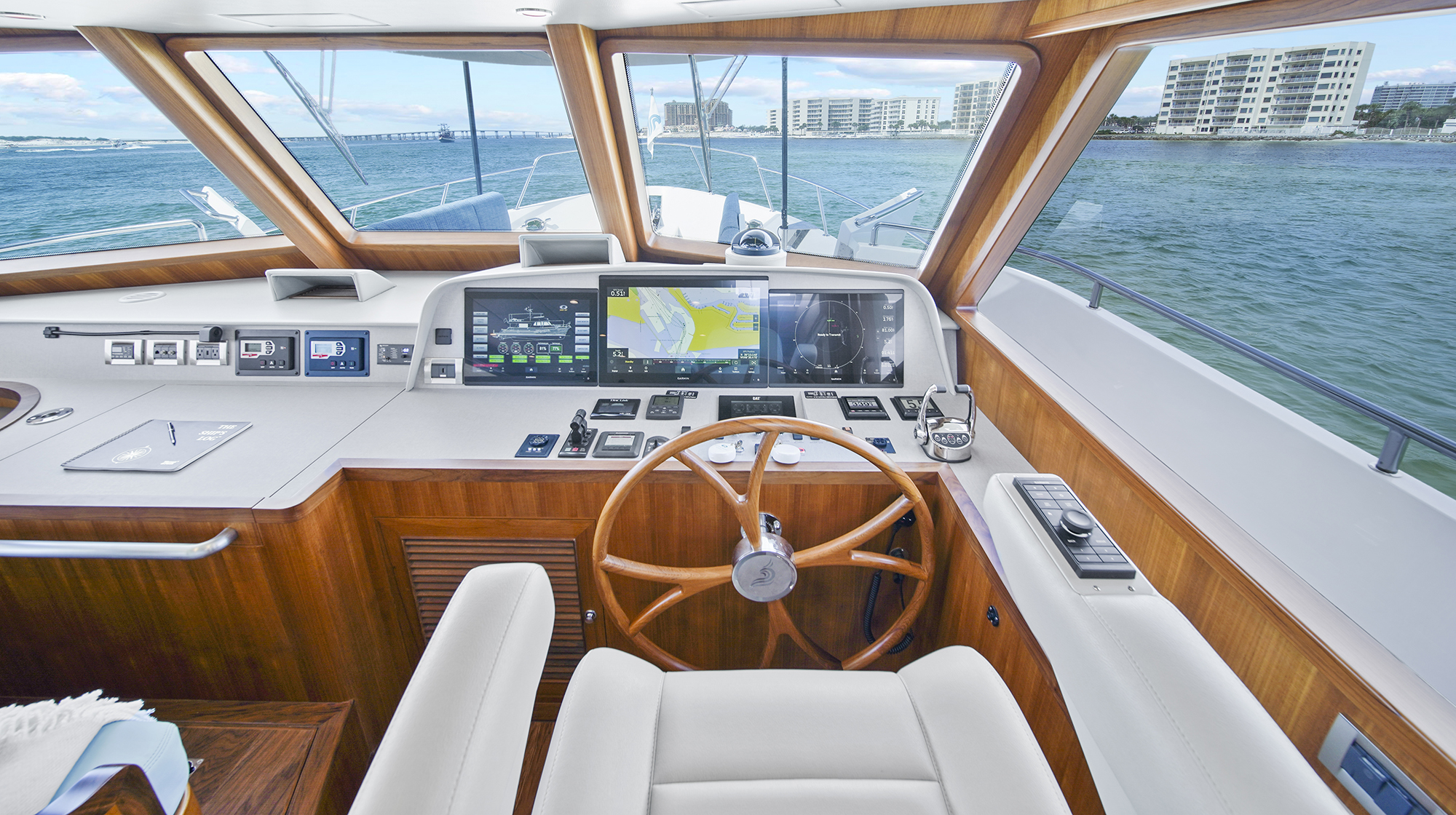 prm_boat-helm prm_boat-helm