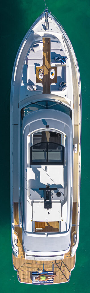Riviera 6800 Sport Yacht seen from directly above