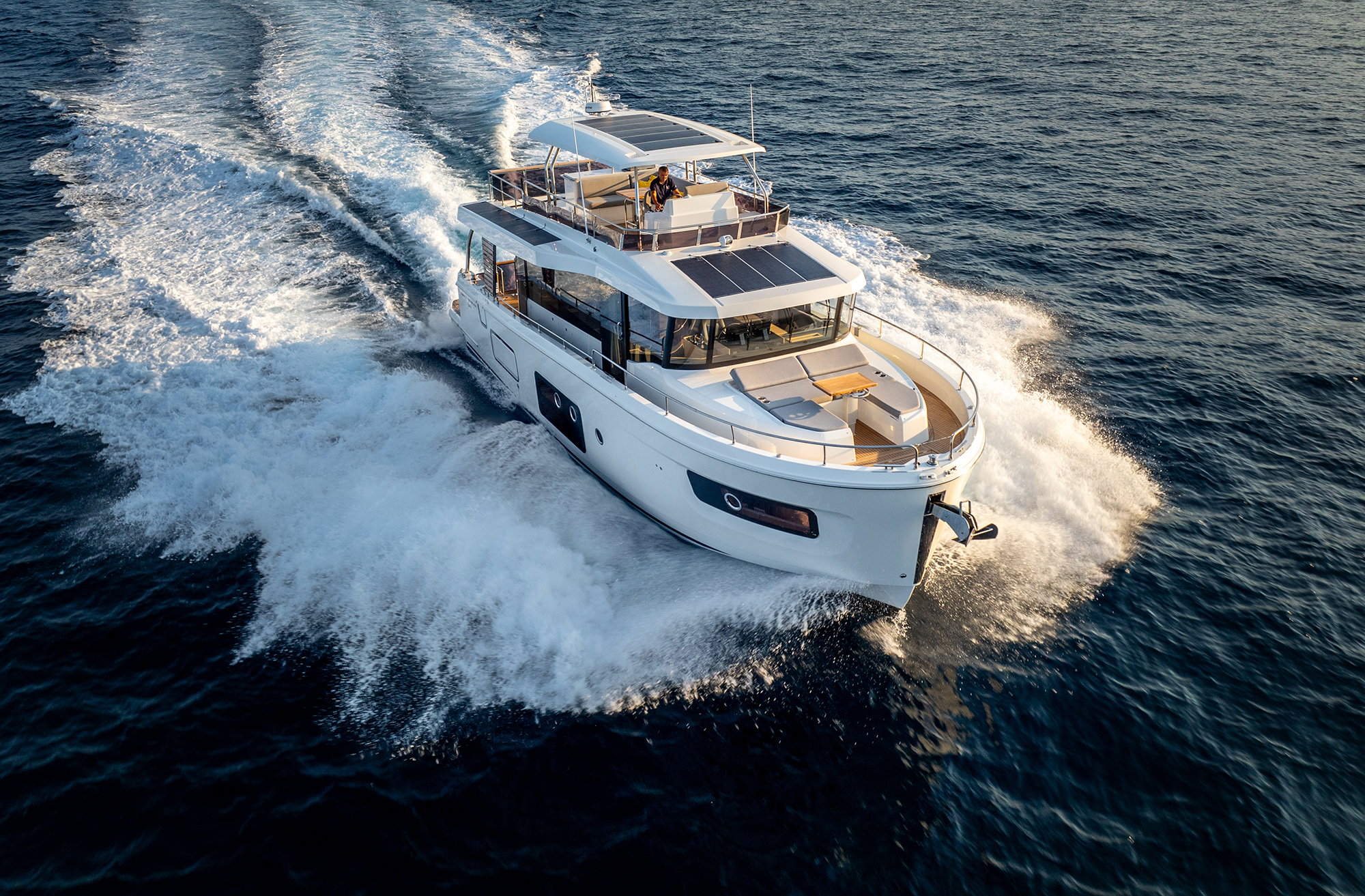 Beneteau Swift Trawler 54