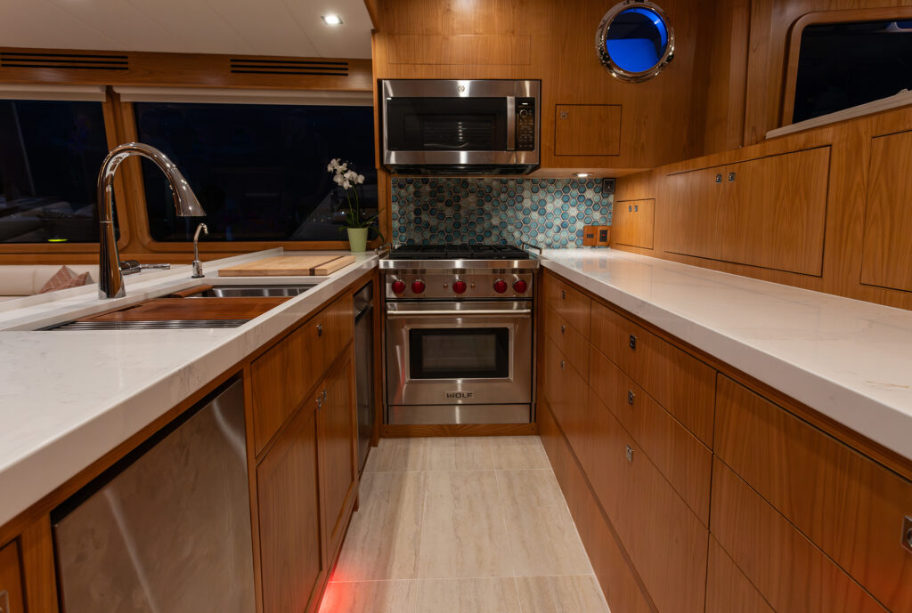 Krogen 60 Open galley