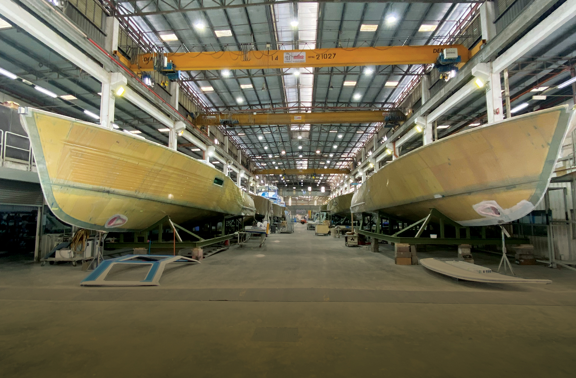 feat_Grand_Tour Grand Banks factory