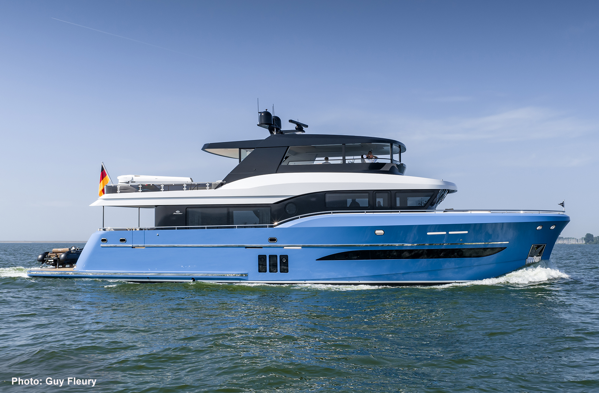 Steeler Ocean Explorer 85 Steeler Ocean Explorer 85