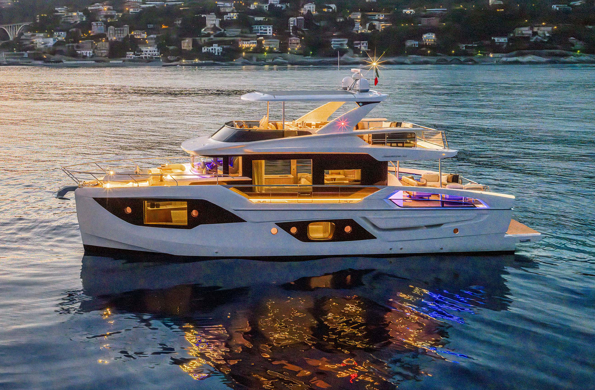Absolute Navetta 62
