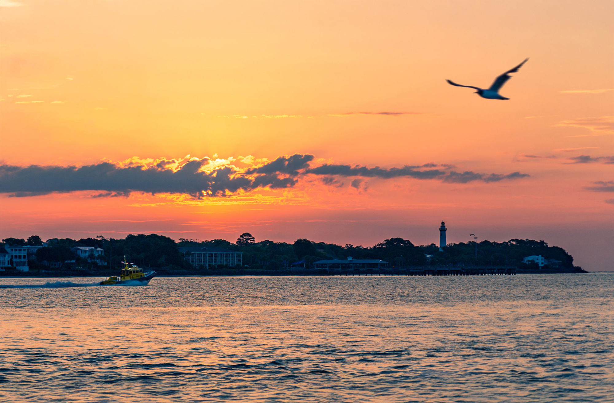 feat-golden-isles feat-golden-isles