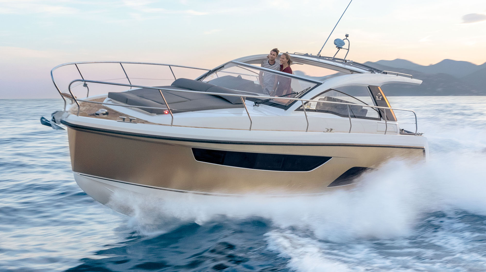 prm-Sealine_S330v