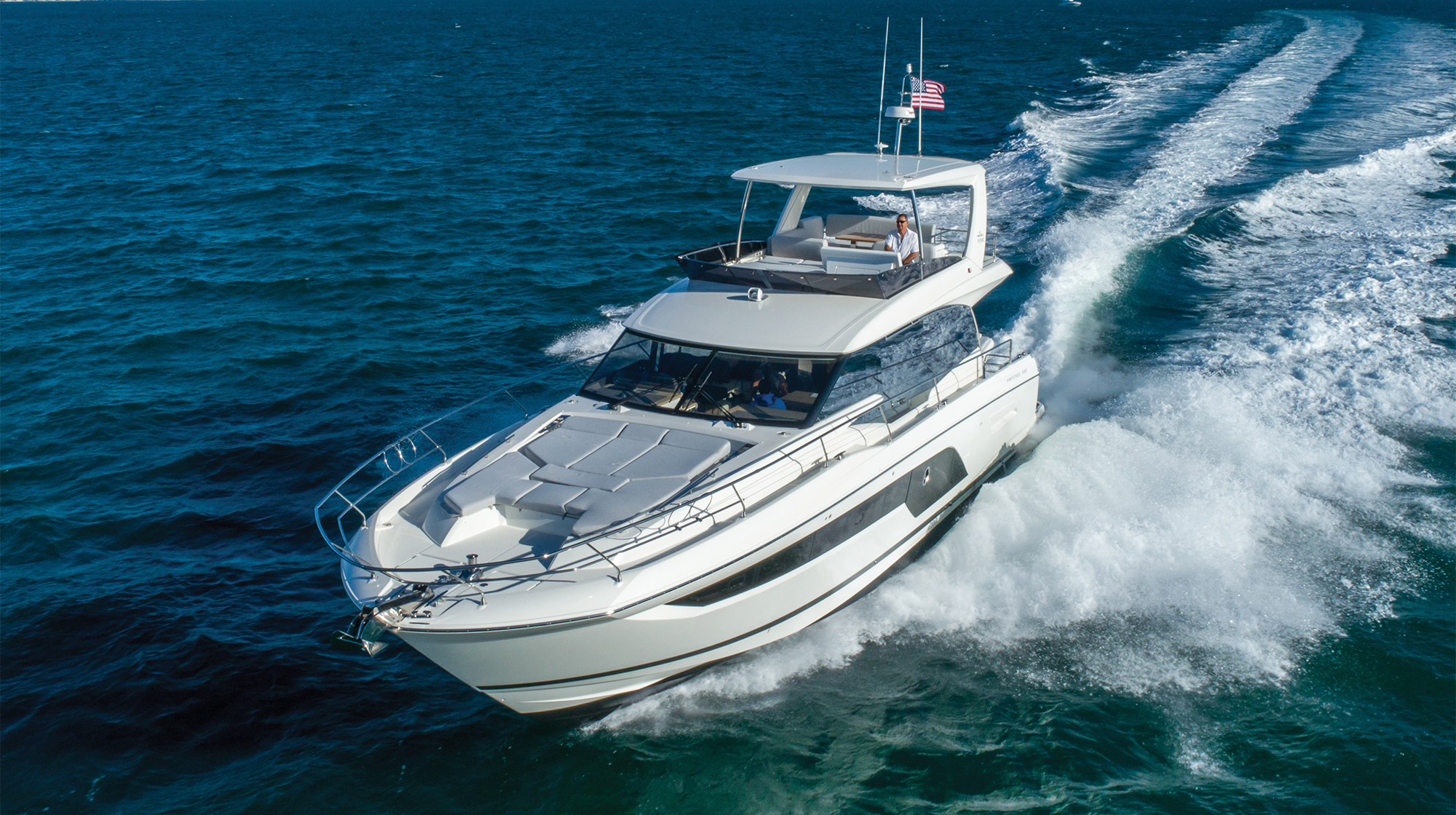 prm-Prestige-590-Fly