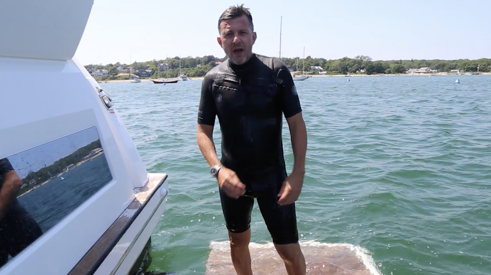 prm-body-glove-wetsuit prm-body-glove-wetsuit