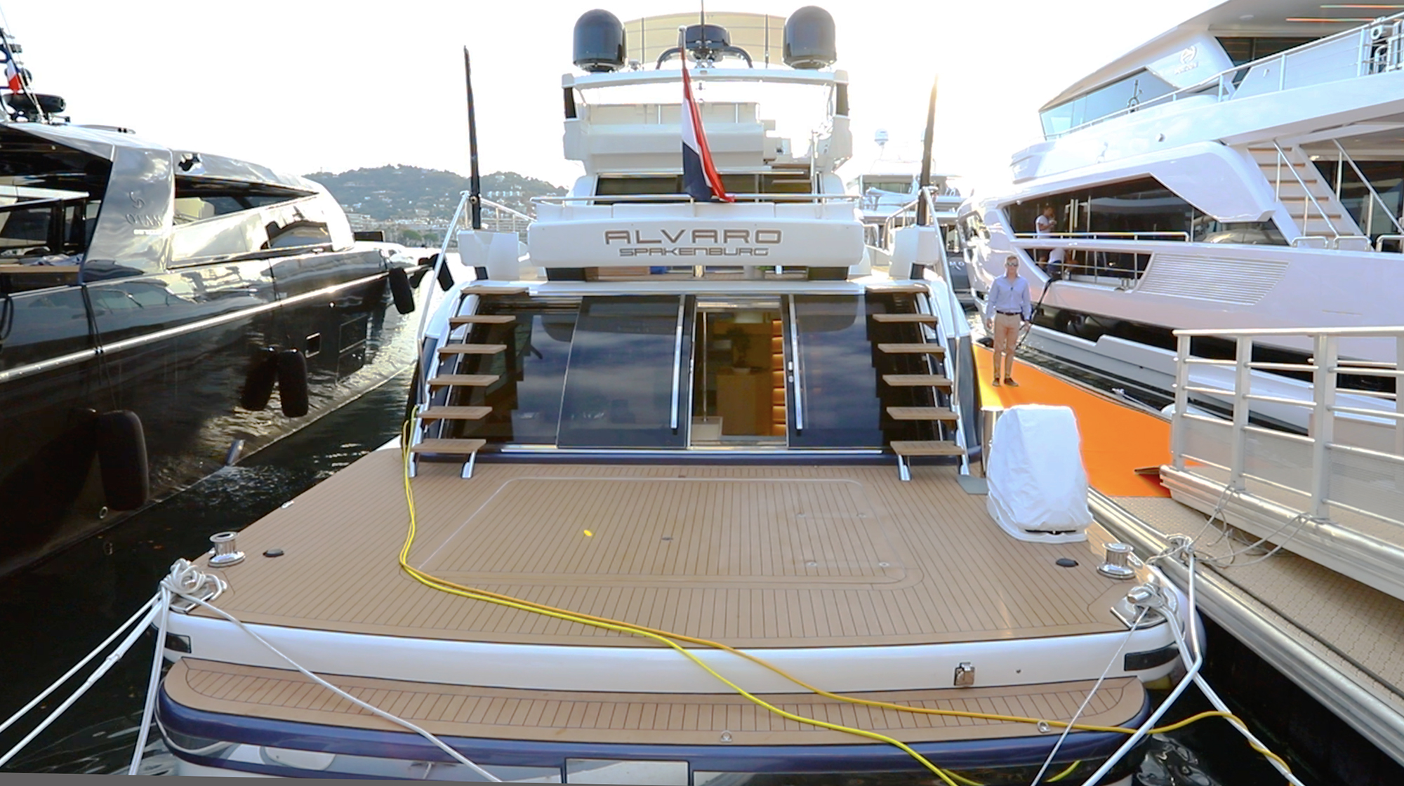 prm1-Van der Valk BeachClub 660 Flybridge