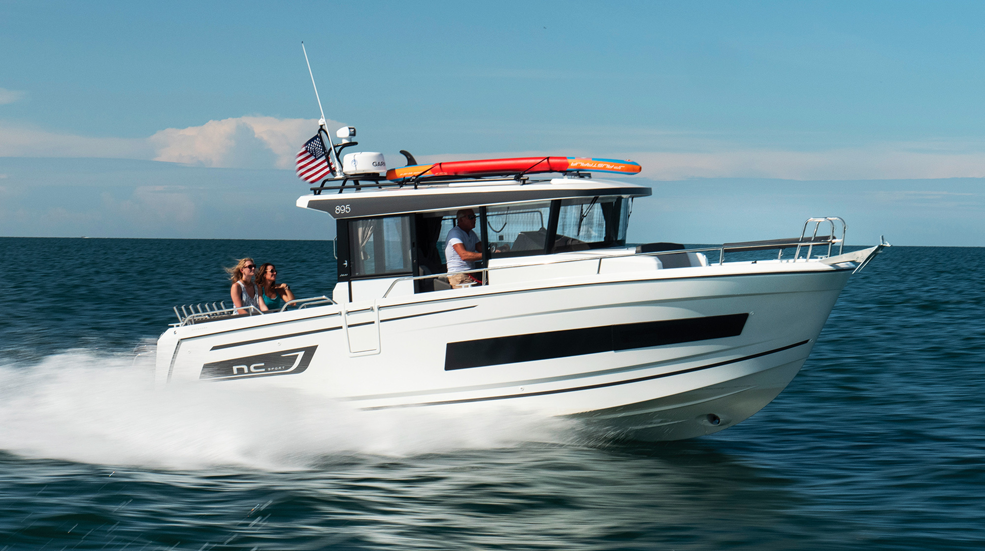 prm-main-Jeanneau-895-Sport