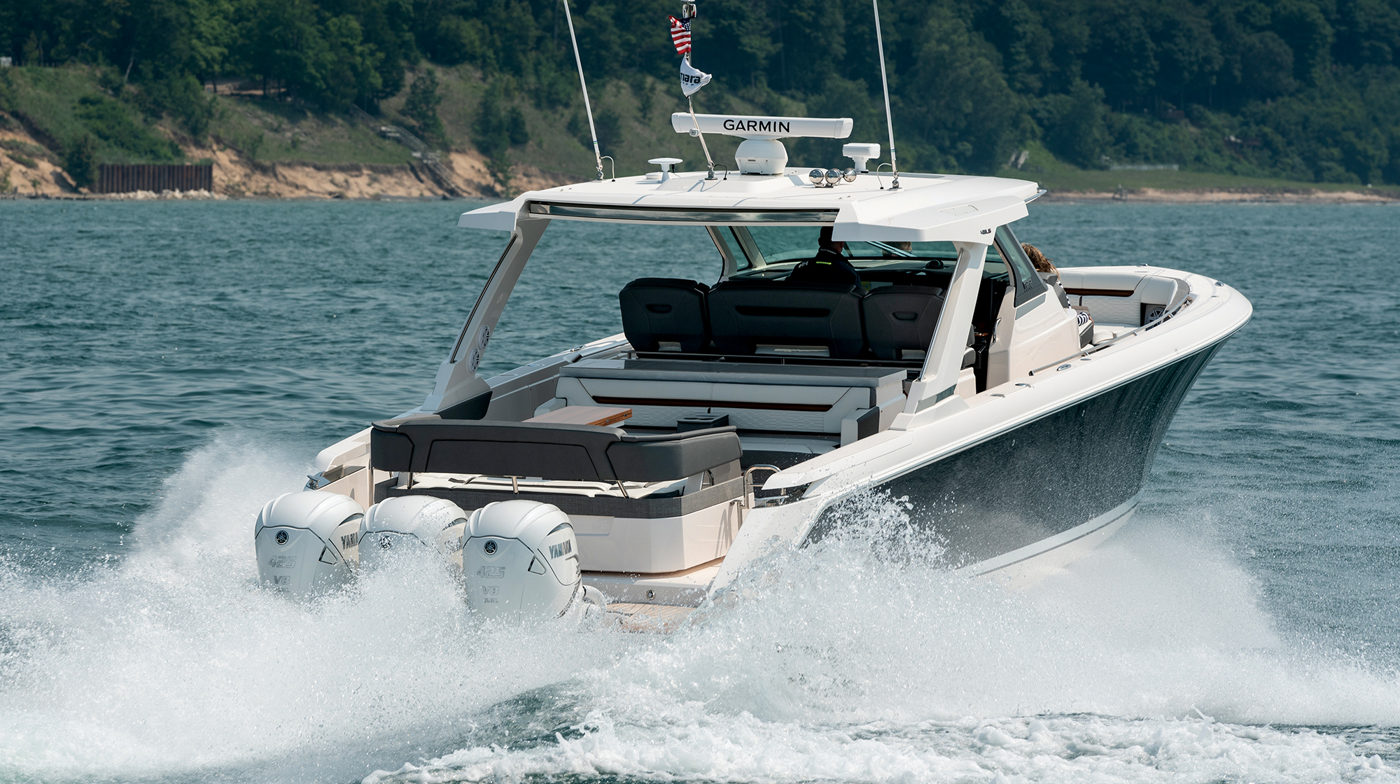 prm-Tiara-Sport-43-LS-Review-and-Test