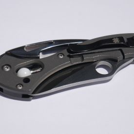 tusk00_00_16_21still001