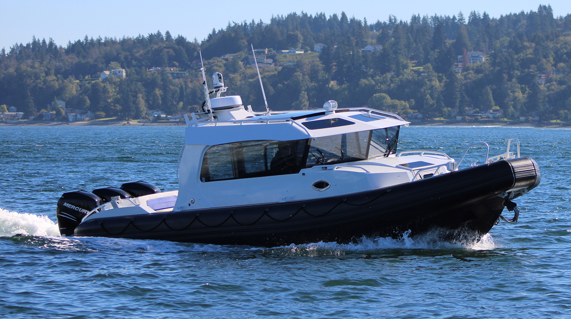 prm2_Life Proof Yachtline 33 prm2_Life Proof Yachtline 33