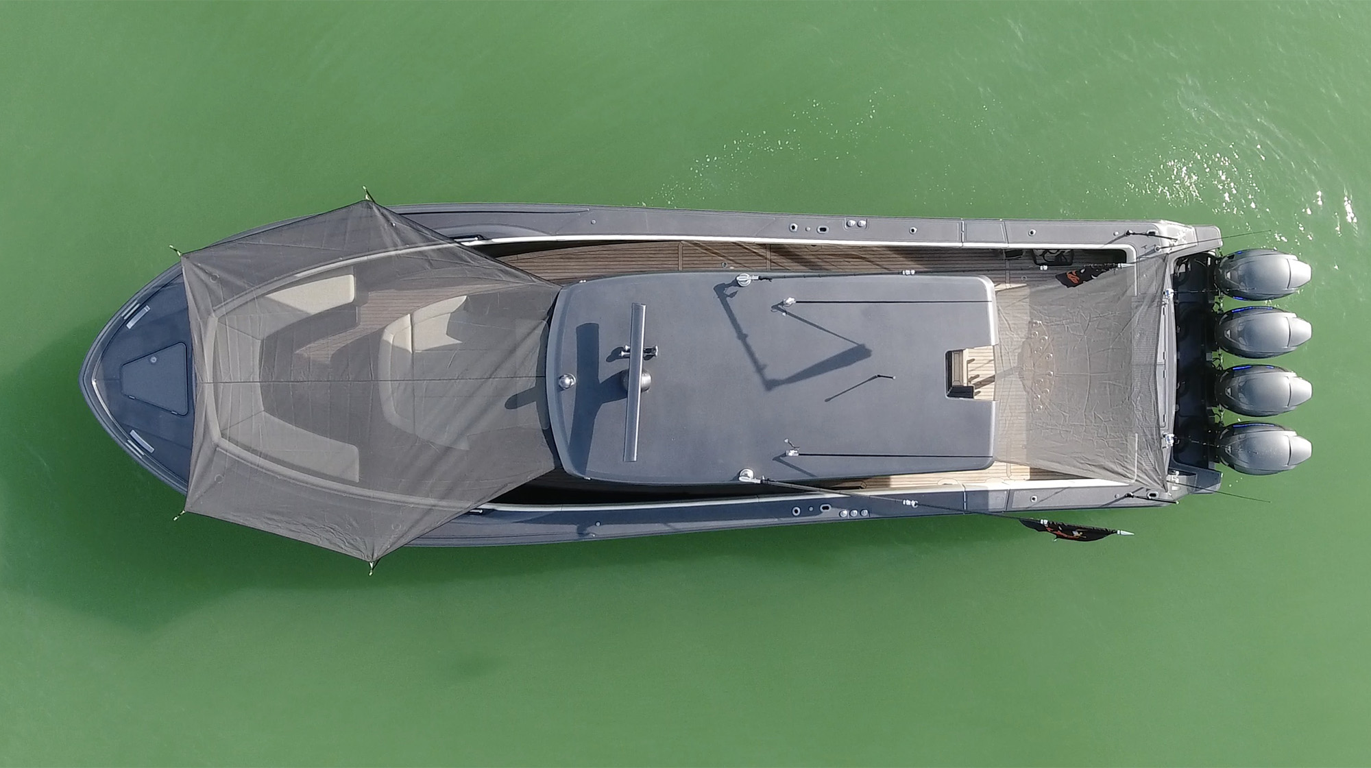 prm_Gulfstream Yachts 52 Sunshade Blackstick