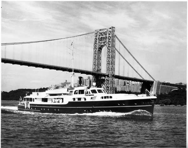 The first Chanticleer was a steel vessel built by Defoe.