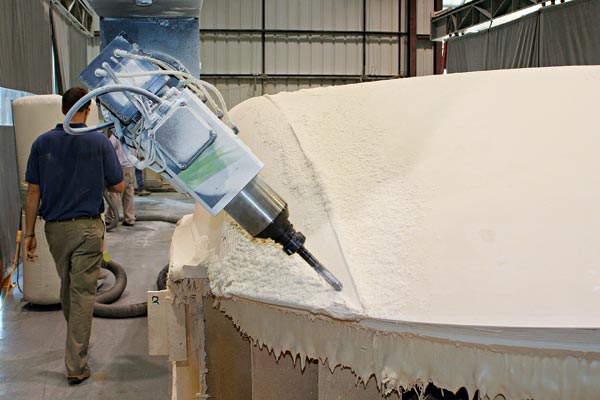 makaira-g12.jpg promo image This high-tech router accomplishes two goals: It reduces overall build time and designs to very tight tolerances. In the end, some work was done by hand. The boat's hull was fine-tuned with a two-man longboard and a whole lot of elbow grease.