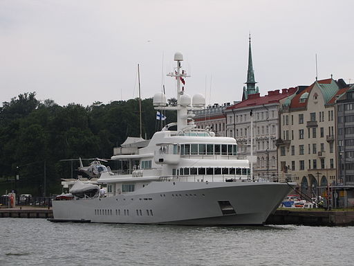Luxury yacht Senses 2