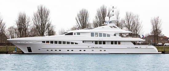 heesen47meter_550w.jpg promo image