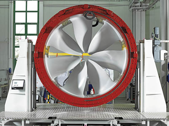 01-inline_thruster_550w.jpg promo image