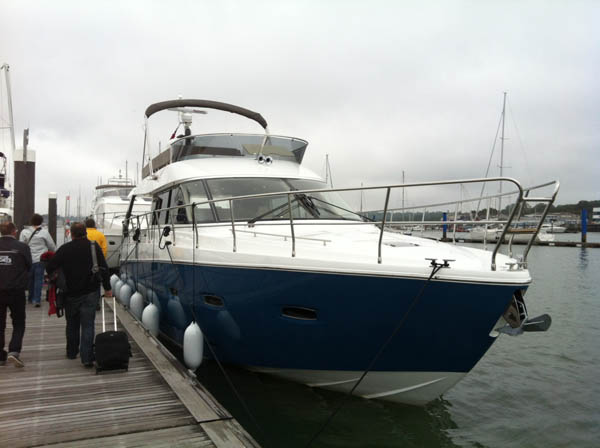 Sealine F48