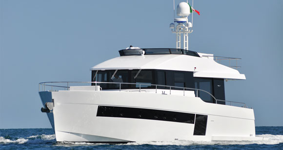 SundeckYachts550-prm.jpg promo image SundeckYachts550-prm.jpg promo image