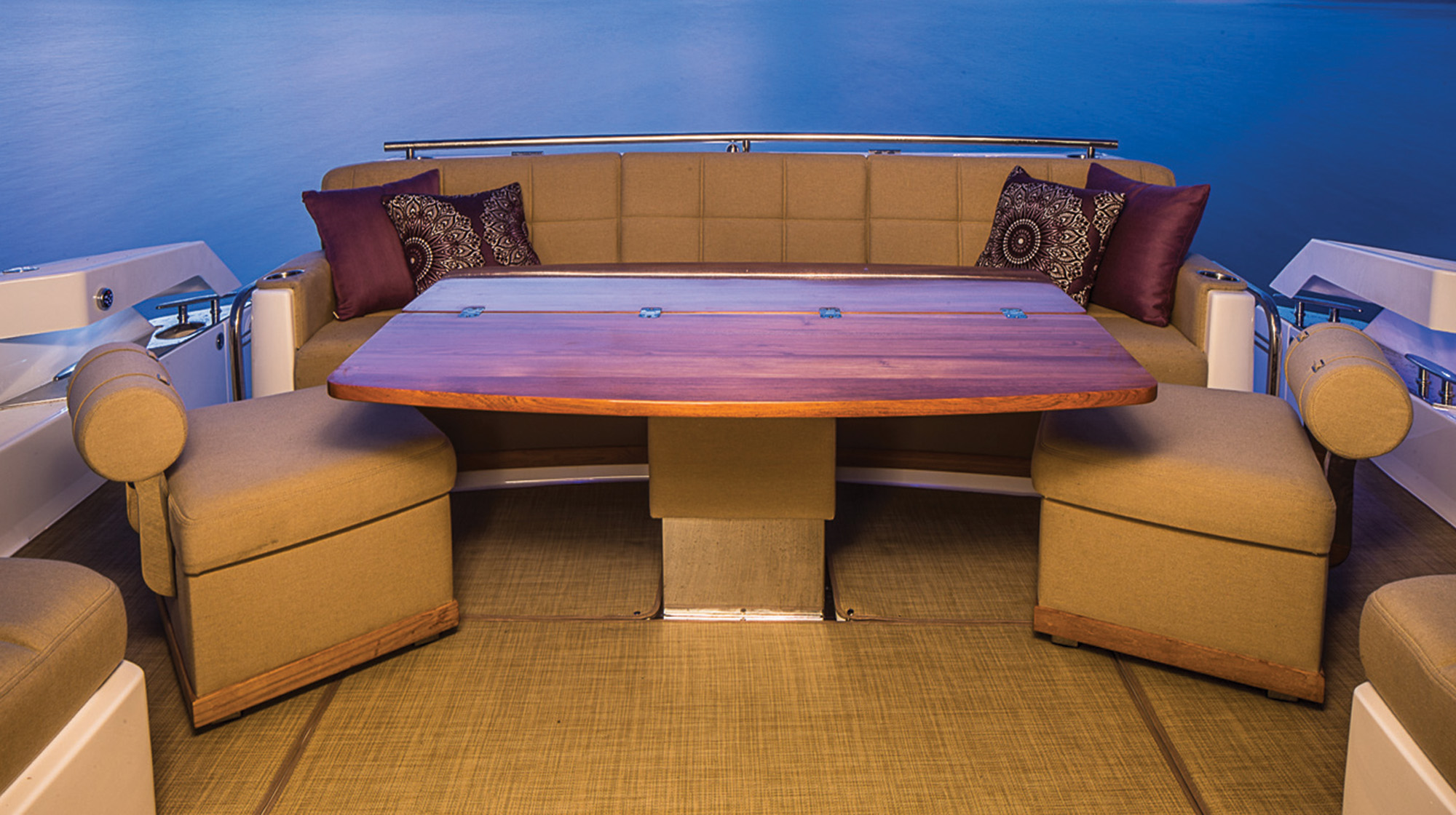 prm_Tiara Yachts 50Coupe