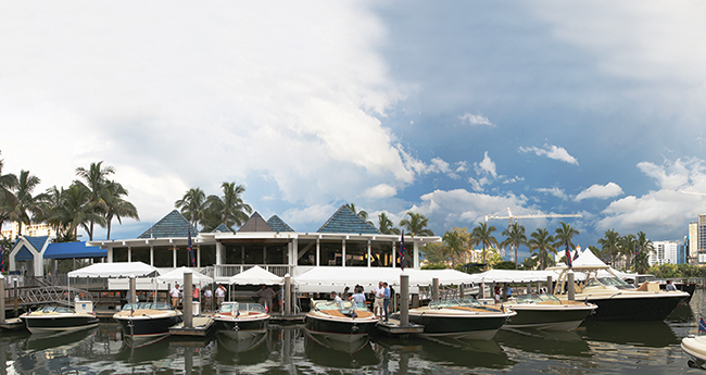 chris-craft_Panorama-prm650.jpg promo image chris-craft_Panorama-prm650.jpg promo image