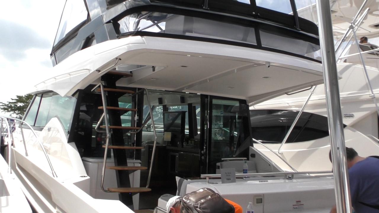 Tiara F53 Debut