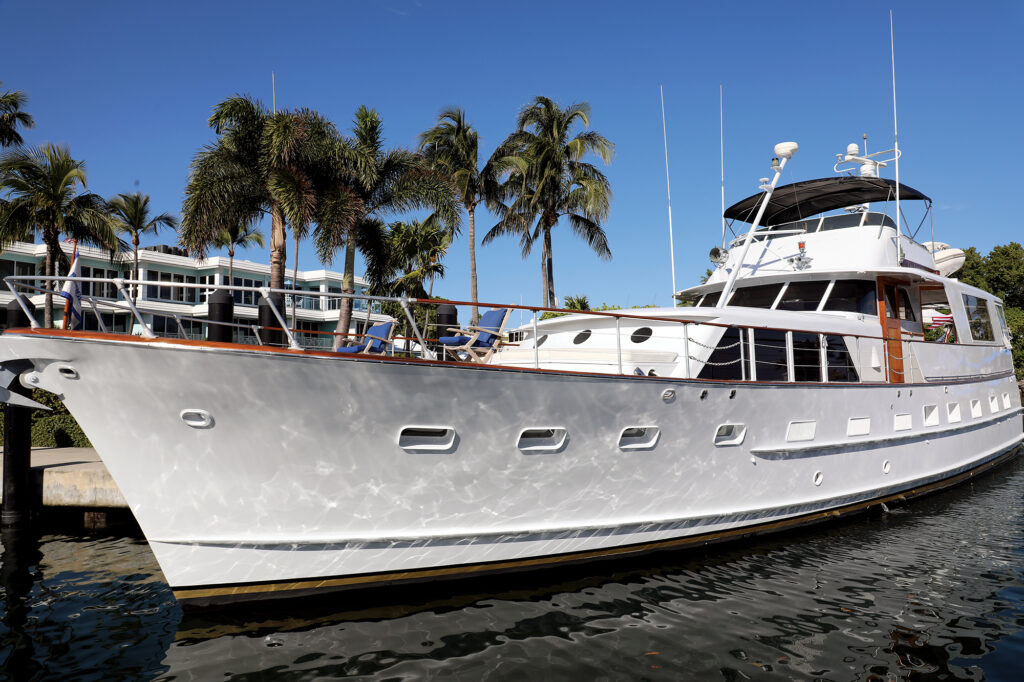 GUSTAVSBORG ボート Ocean Reef Club's Vintage Weekend | Three Classic Yacht