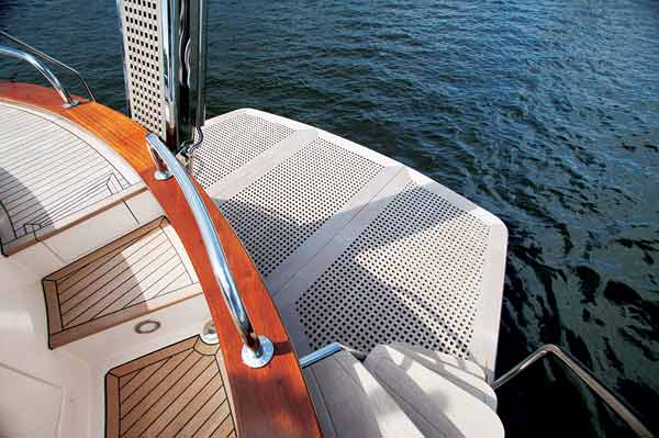 apreamare16m-yacht-g6.jpg promo image