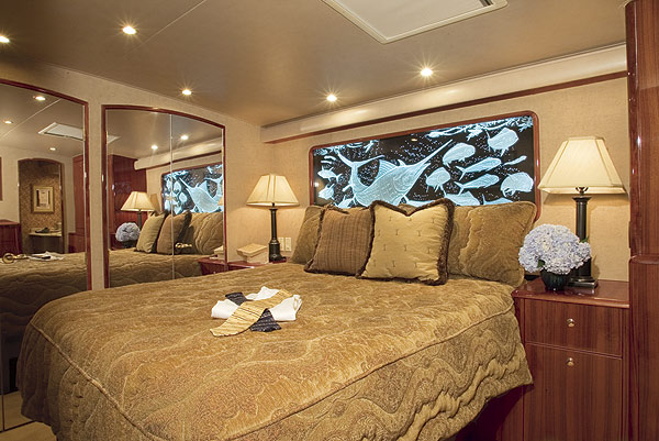 viking68-yacht-g2.jpg promo image
