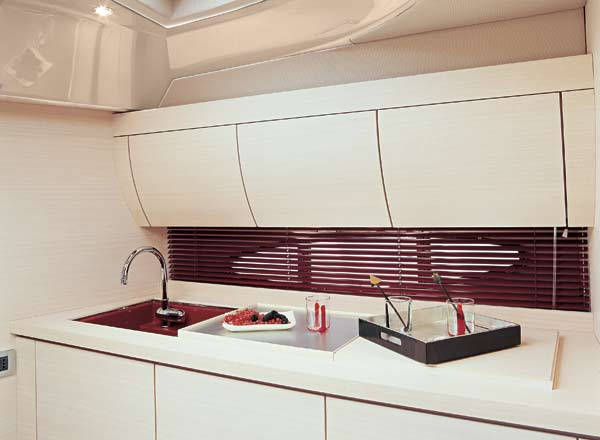 atlantis39-yacht-g5.jpg promo image