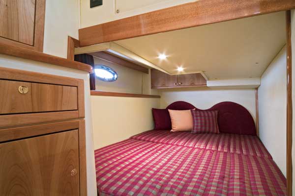 oceanusvoyager-yacht-g6.jpg promo image