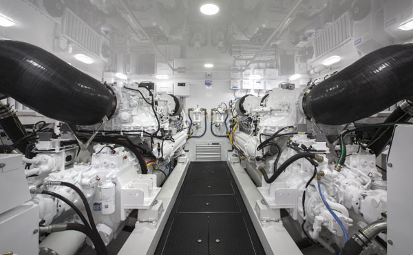 06-Viking_80-engine-room.jpg promo image