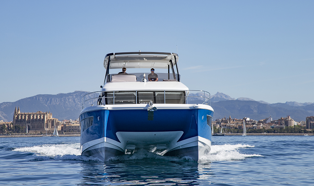 012_fountaine-pajot-44-my.jpg promo image