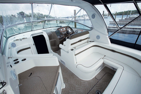 rinker350express-yacht-g1.jpg promo image
