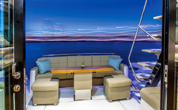03-Tiara50Flybridge.jpg promo image