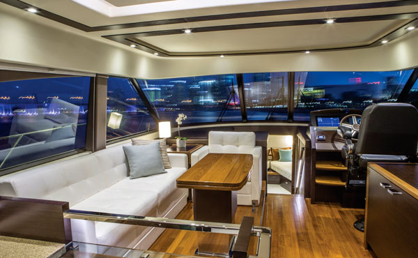 02-Tiara50Flybridge.jpg promo image