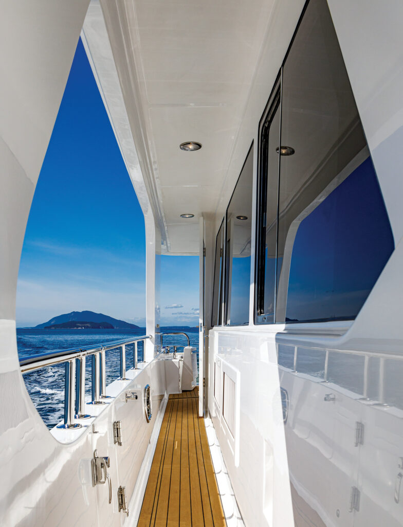Side deck on the North Pacific 590 Skylounge