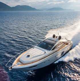Pershing 70