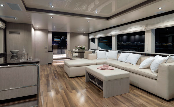 2-Oceanic90_Interior_0072.jpg promo image